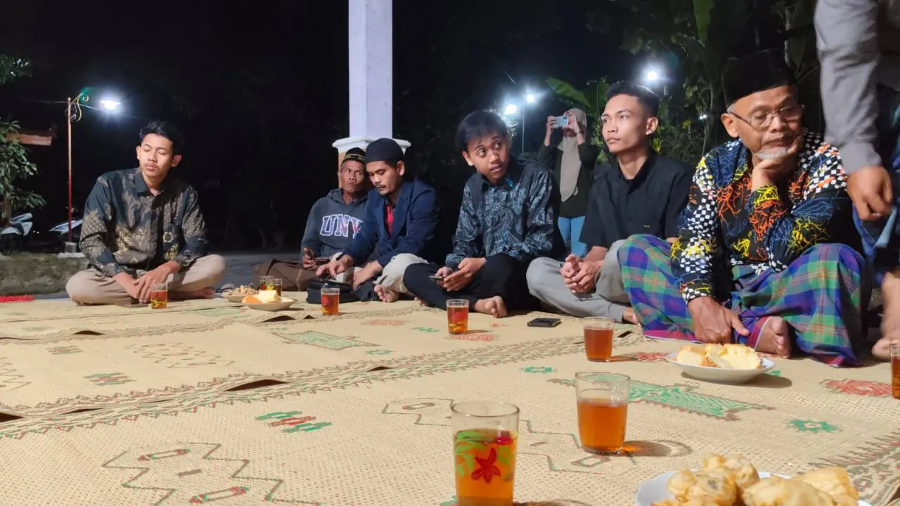 Suasana warga dan tokoh masyarakat saat mengikuti MMD ke-3 di Dukuh V Salakan